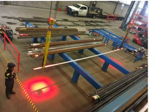How Crane Warning Lights Create Visible Hazard Zones Below Overhead Loads